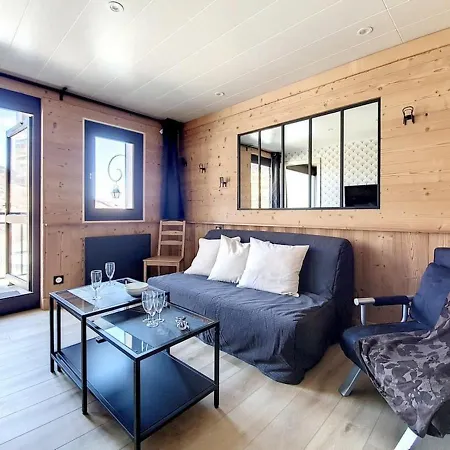 2 Pieces Renove, Proche Pistes, Balcon, Parking Exterieur - Fr-1-344-687 דירה *